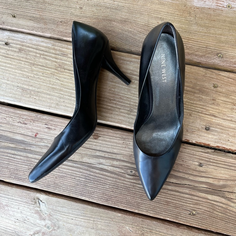 COPY - Nine West black kitten heels. Like new condition!